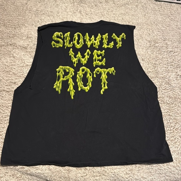 Vintage Obituary Black Sleeveless Graphic Tee. Slowly We Rot - Picture 2 of 2